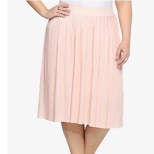 Torrid Blush Pink Pleaded Skirt Size 3